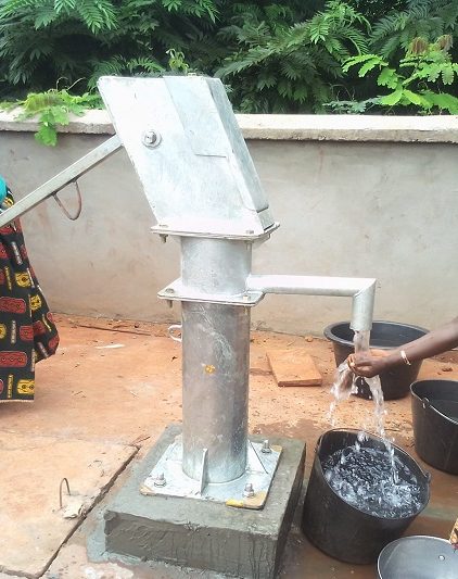 Construction de forages et de puits dans plusieurs villages