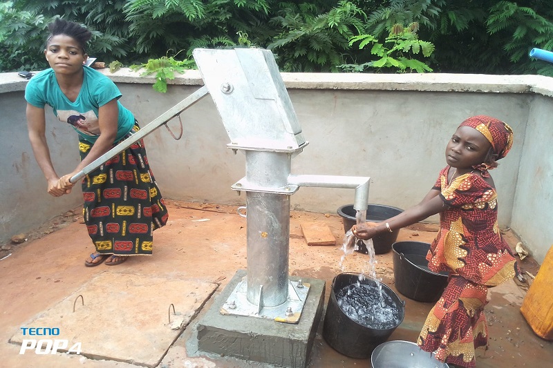 Onze villages bénéficieront des forages a force